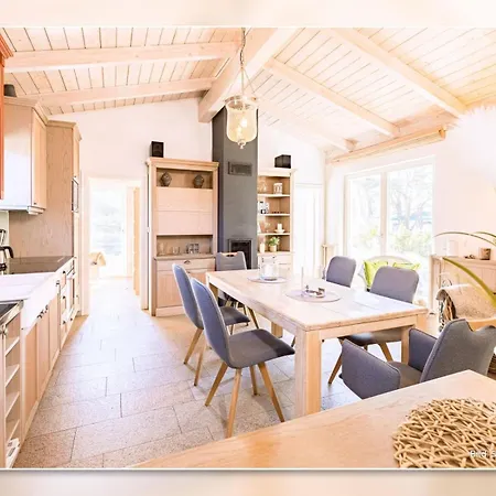 Strandhaus-austern Prerow